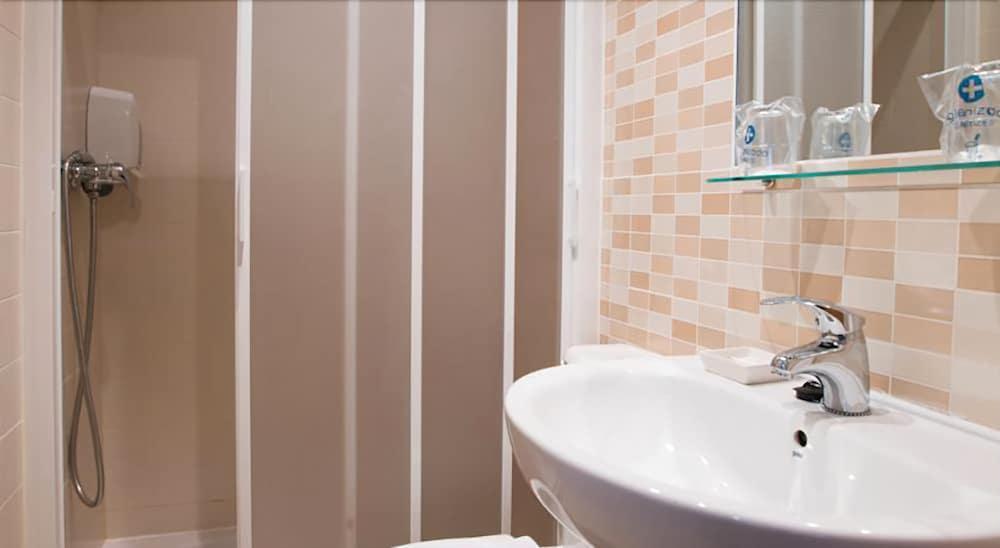 Hostal Gaudi Cuenca Cuenca  Eksteriør bilde
